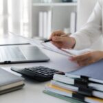 Jak wybrać biuro rachunkowe i co powinna zawierać umowa